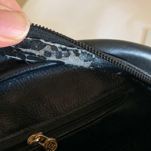 Vintage Pre-1980 FENDI Black Leather Pequin Domed Shoulder Bag - Picture 8 of 10